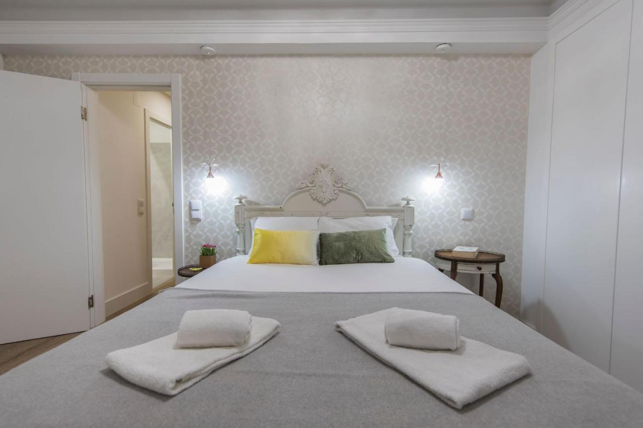 Lovelystay - Vintage Flat Near Santa Justa Elevator! Lisbon Exterior photo