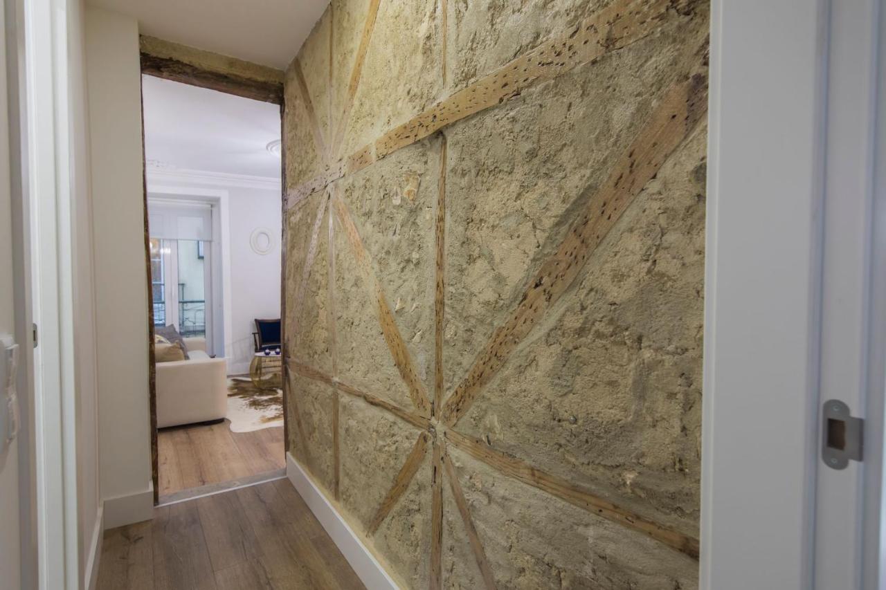 Lovelystay - Vintage Flat Near Santa Justa Elevator! Lisbon Exterior photo